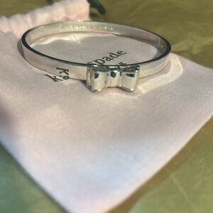 Kate Spade New York Silver Plated Ready Set Bow bangle EUC